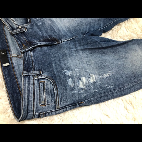 KUT from the KLOTH size 10 factory distressed summer ready rotating closet❤️❤️ - Picture 17 of 17